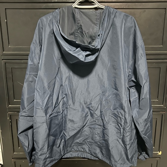 Notre Dame Champion Windbreaker - Picture 2 of 3